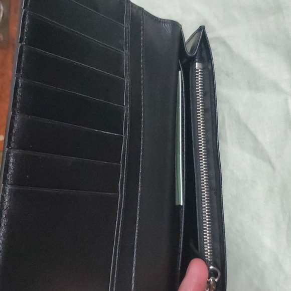 Off-white 'wallet' - Picture 3 of 5